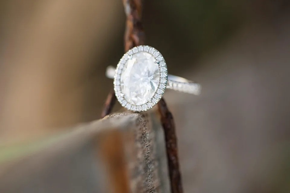 7 engagement ring trends that will be popular in 2022, according to experts